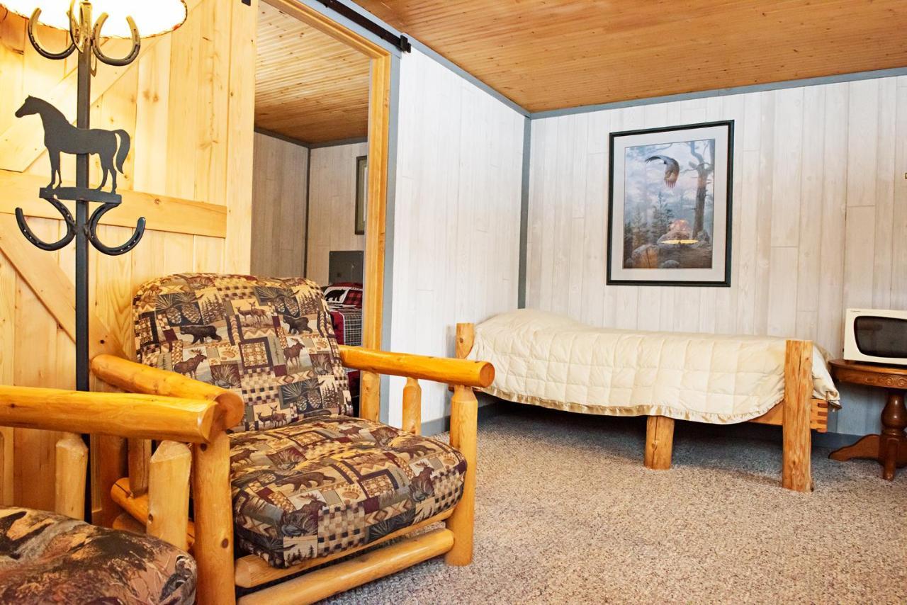 Hotel Spur Of The Moment Ranch Mountain Exteriér fotografie