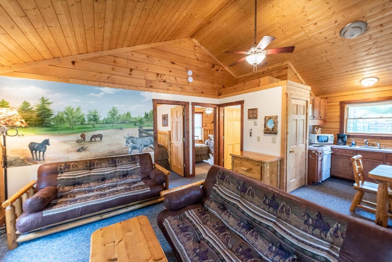 Hotel Spur Of The Moment Ranch Mountain Exteriér fotografie