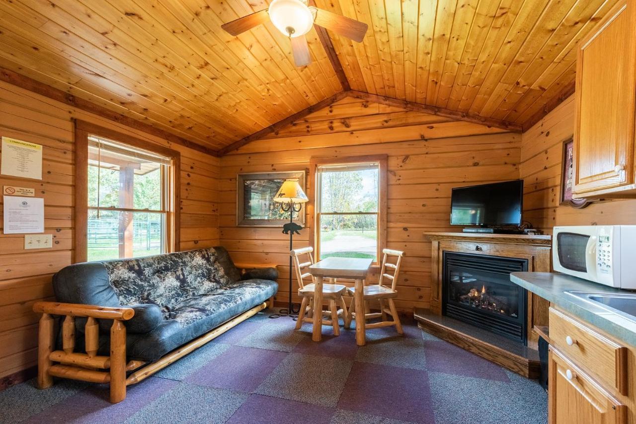Hotel Spur Of The Moment Ranch Mountain Exteriér fotografie